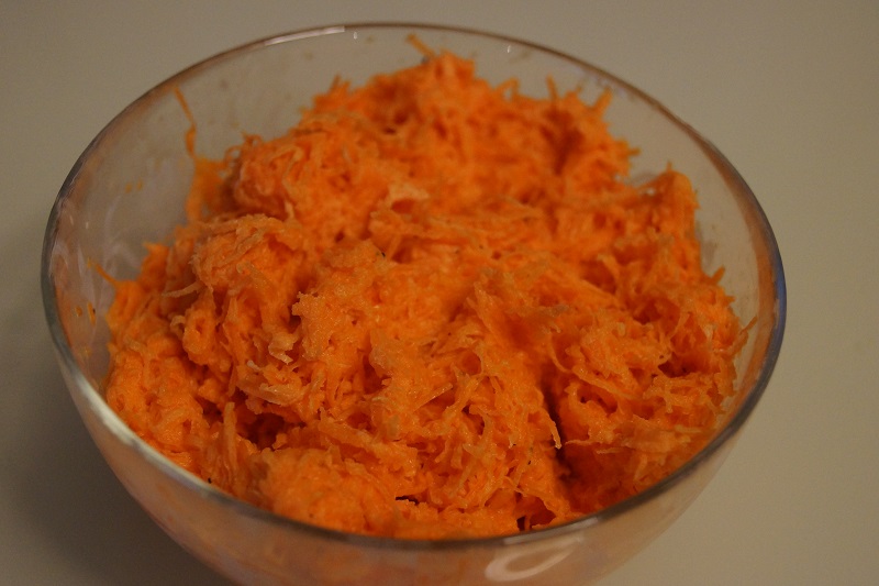 Karottensalat in 15 Minuten fertig!